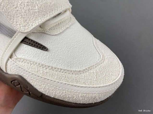 Zoom HQ3061- Field 8209 12 SP Nike Jaxx BestValue 0830